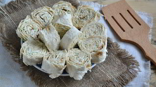 Лаваш с сыром и укропом