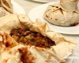 Мясо в лаваше