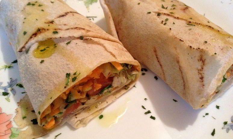 Рецепт ролла с курицей в лаваше