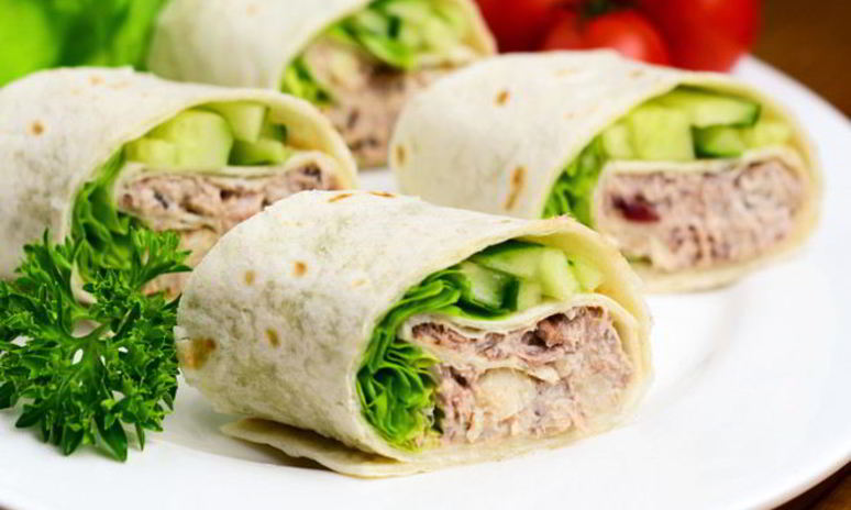 Рецепт рулетов из лаваша с корейской и свежей морковью