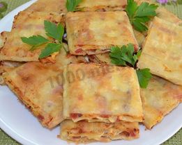 Жареный лаваш с начинкой на сковороде