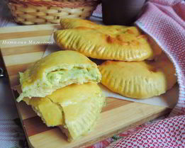 Духовые лепешки с сырно-творожной начинкой
