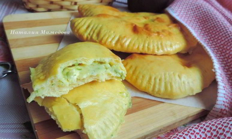 Рецепт духовых лепешек с сырно-творожной начинкой