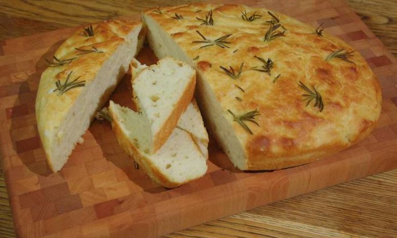 Рецепт фокаччи с медом и розмарином