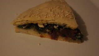 Фокачча с вялеными помидорами, козьим сыром