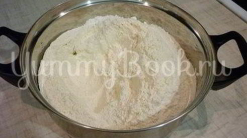 хрустящие лепешки с сыром и зеленым луком