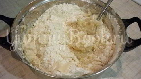 хрустящие лепешки с сыром и зеленым луком