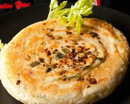 Китайские лепешки с зеленым луком