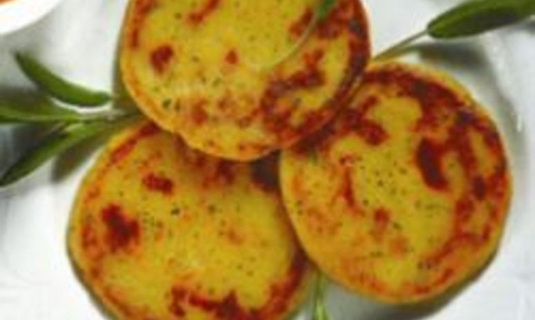 Рецепт лепешек из картофеля с соусом из сладкого перца