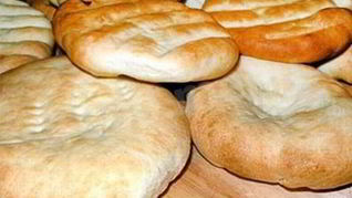 Лепешки на воде и муке Таба-нан