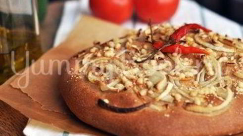 луковая фокачча с сыром
