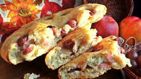 осенняя фокачча с виноградом и сыром