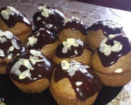 Кофейные маффины в шоколадной глазури