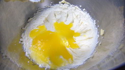 маффины с черникой и штрейзелем