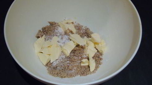 маффины с черникой и штрейзелем