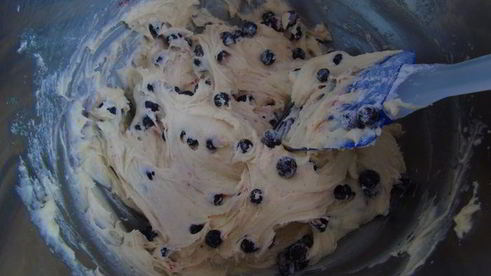 маффины с черникой и штрейзелем