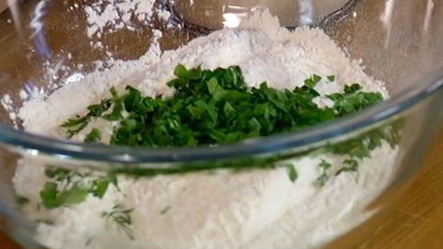 маффины с хрустящим беконом и луком