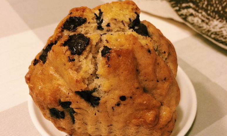 Рецепт маффинов с кусочками шоколада в медовом сиропе