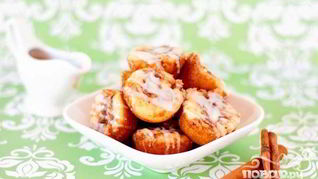 Маффины с посыпкой и ванильной глазурью