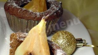 Маффины с шоколадом и грушей