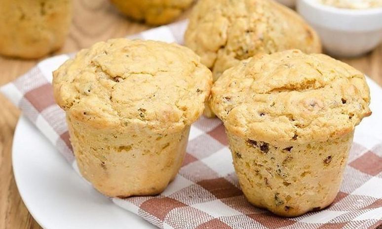 Рецепт нутовых маффинов с паприкой и сушеным луком