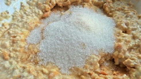 овсяные маффины с арахисом и яблоками