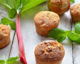 Ревенные маффины с мятой и миндалем