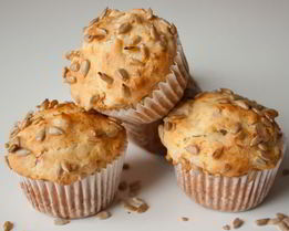 Закусочные маффины с ветчиной и сыром