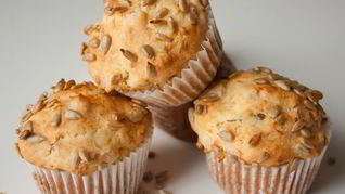 Закусочные маффины с ветчиной и сыром