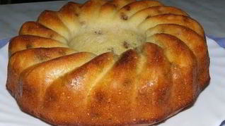 Простой манник на кефире с кокосовой стружкой без муки