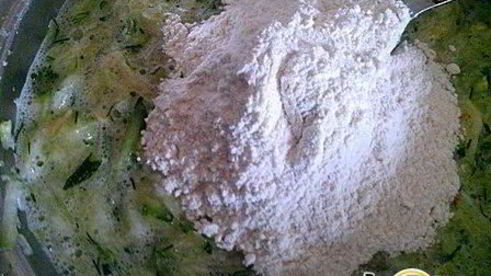 башенки из кабачковых оладий и брынзы