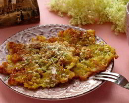 Косматице оладьи из цветов черной бузины