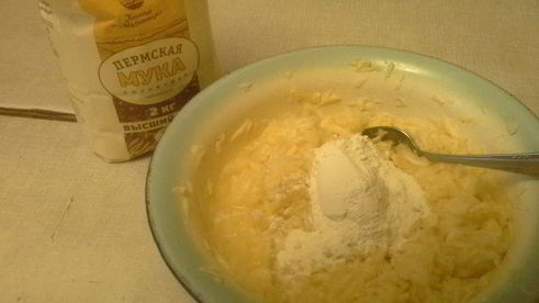 оладьи из кабачков с сыром и петрушкой