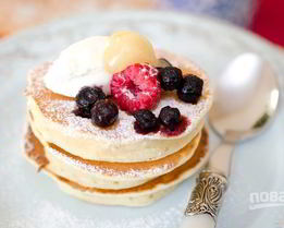 Оладьи на сметане с яблоками