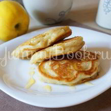 Оладьи с яблоками