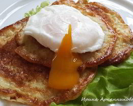 Овсяные оладьи с яйцом-пашот