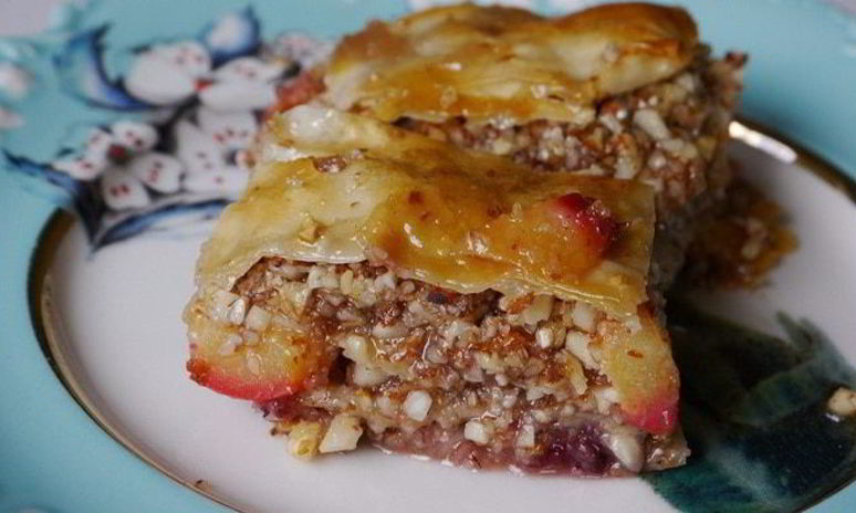 Рецепт пахлавы со сливами и лавандой