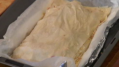 пахлава со сливами и лавандой