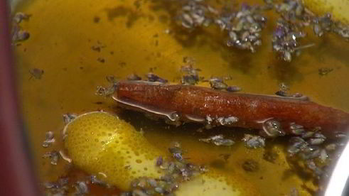 пахлава со сливами и лавандой