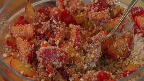 пахлава со сливами и лавандой