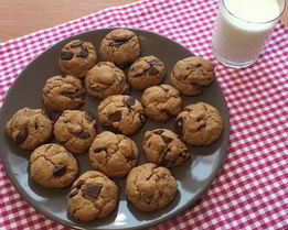 Арахисовое печенье с шоколадом