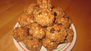 Овсяное печенье с орехами и изюмом