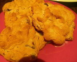 Печенье-безе с шоколадом и орехами