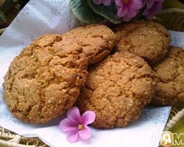 Печенье овсяное с кунжутом
