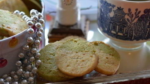 печенье с чаем матча