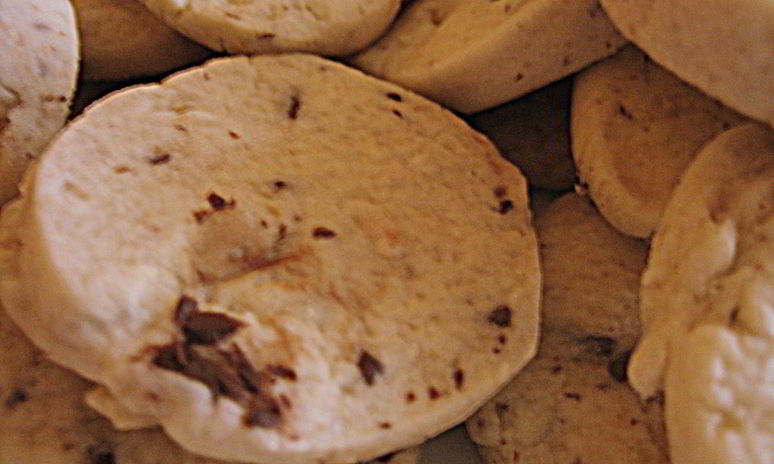 Рецепт песочного печенья с фундуком и шоколадом