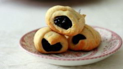 рогалики с черносливом