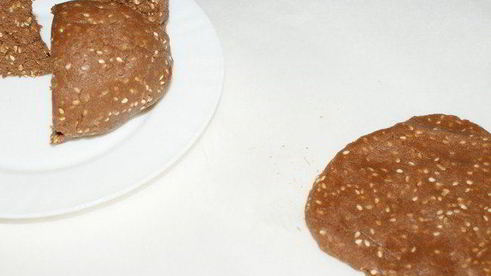 шоколадно-кунжутное печенье