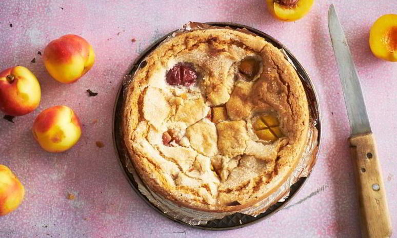 Рецепт безглютенового пирога на гречневой и миндальной муке с абрикосами