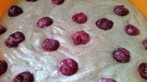 бисквитный пирог с вишней